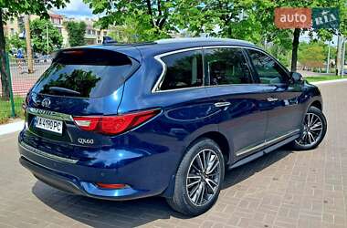 Внедорожник / Кроссовер Infiniti QX60 2017 в 