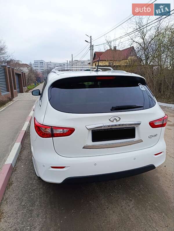 Позашляховик / Кросовер Infiniti QX60 2014 в Харкові