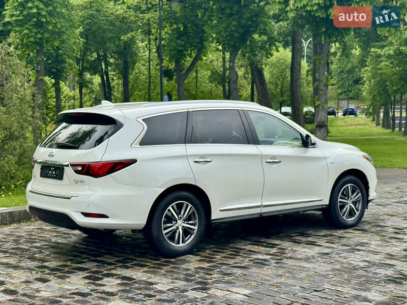 Внедорожник / Кроссовер Infiniti QX60 2018 в Киеве
