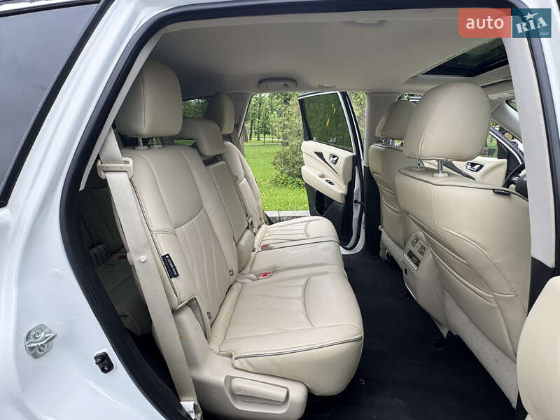 Внедорожник / Кроссовер Infiniti QX60 2018 в Киеве