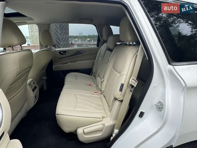 Внедорожник / Кроссовер Infiniti QX60 2018 в Киеве