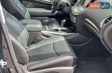 Позашляховик / Кросовер Infiniti QX60 2020 в 