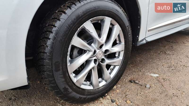 Внедорожник / Кроссовер Infiniti QX60 2014 в Чернигове