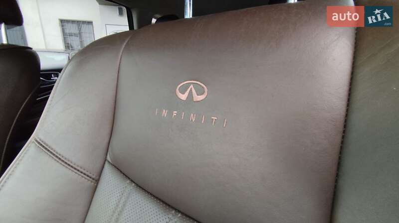 Внедорожник / Кроссовер Infiniti QX60 2014 в Чернигове