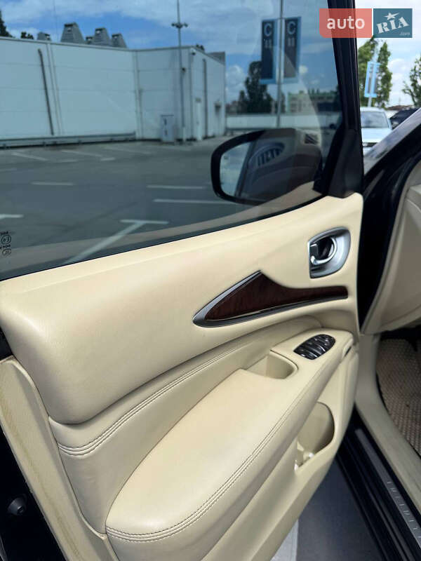 Позашляховик / Кросовер Infiniti QX60 2013 в Києві
