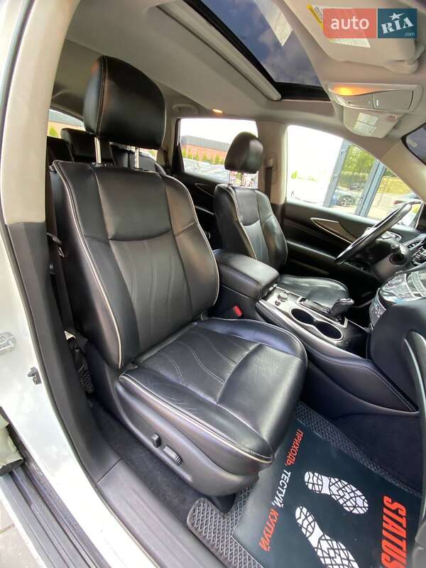Позашляховик / Кросовер Infiniti QX60 2016 в Хмельницькому