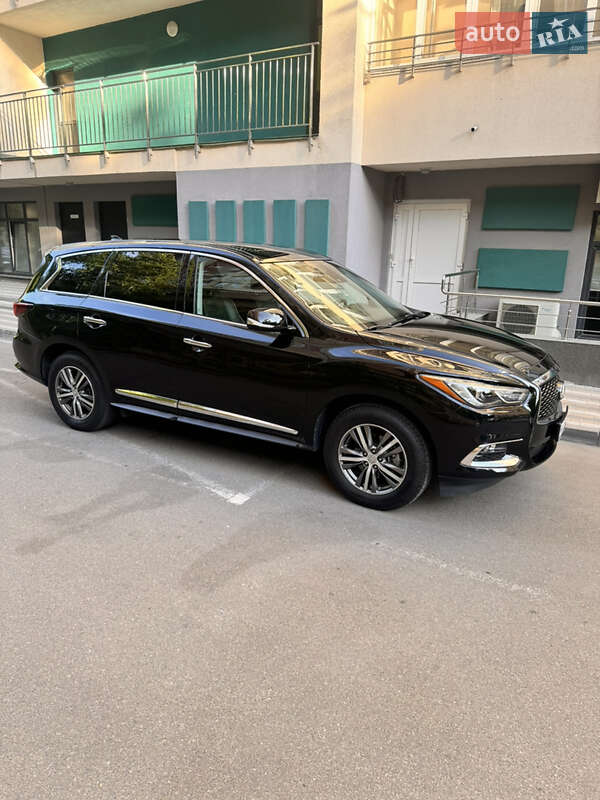 Внедорожник / Кроссовер Infiniti QX60 2019 в Киеве