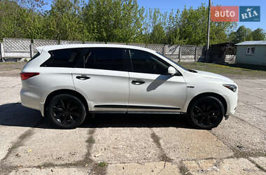 Внедорожник / Кроссовер Infiniti QX60 2013 в 