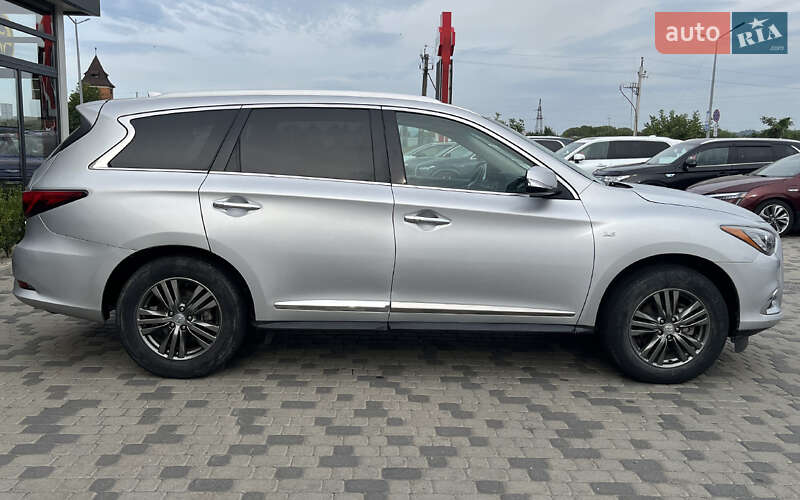 Внедорожник / Кроссовер Infiniti QX60 2020 в Мукачево