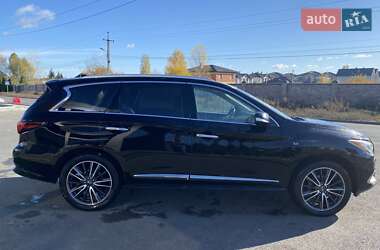 Внедорожник / Кроссовер Infiniti QX60 2018 в 