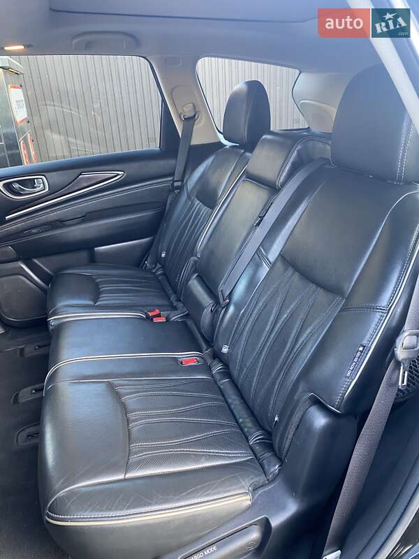 Внедорожник / Кроссовер Infiniti QX60 2018 в Софиевской Борщаговке