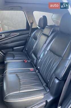 Внедорожник / Кроссовер Infiniti QX60 2018 в 