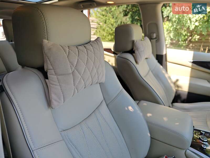 Внедорожник / Кроссовер Infiniti QX60 2016 в Киеве