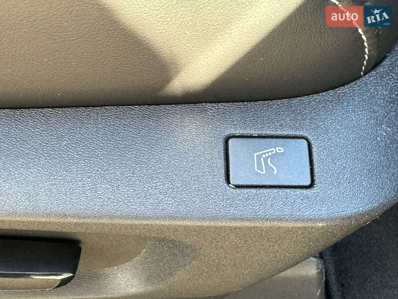 Внедорожник / Кроссовер Infiniti QX60 2022 в Киеве