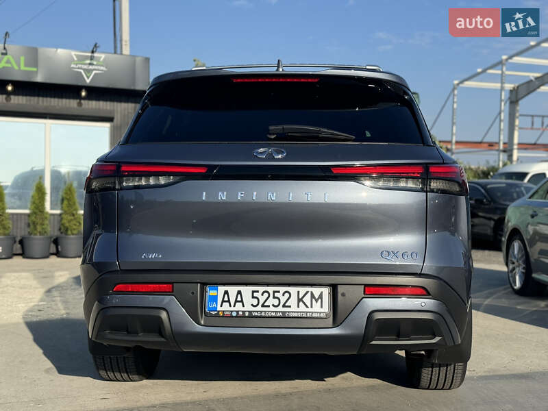 Внедорожник / Кроссовер Infiniti QX60 2022 в Киеве
