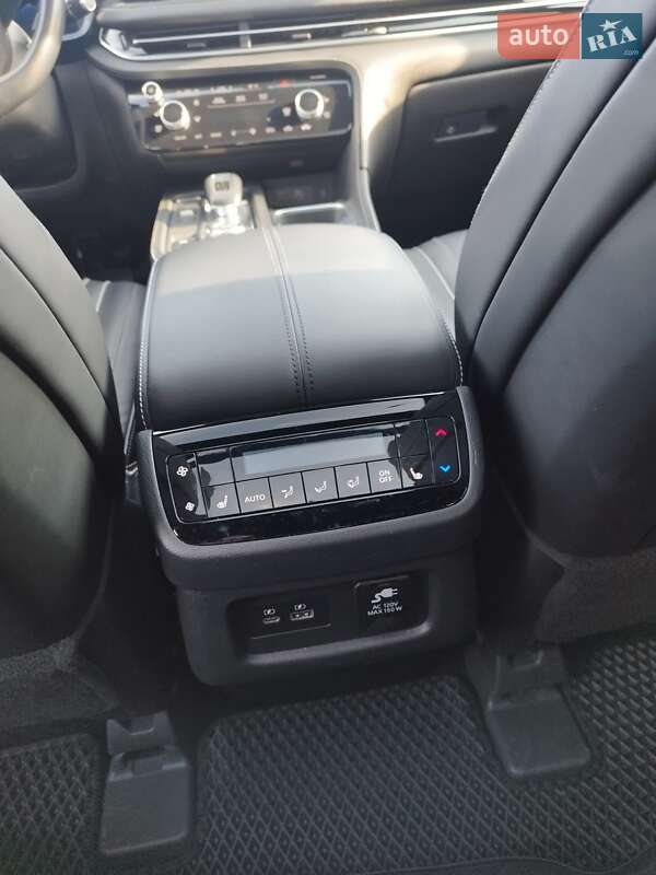 Внедорожник / Кроссовер Infiniti QX60 2022 в Киеве