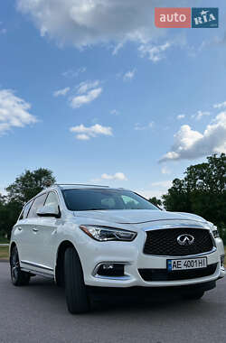 Внедорожник / Кроссовер Infiniti QX60 2019 в 