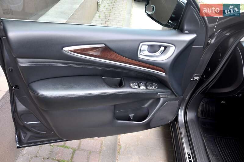 Внедорожник / Кроссовер Infiniti QX60 2014 в Львове