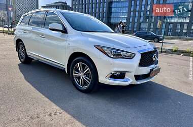 Внедорожник / Кроссовер Infiniti QX60 2019 в 
