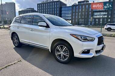 Внедорожник / Кроссовер Infiniti QX60 2019 в 
