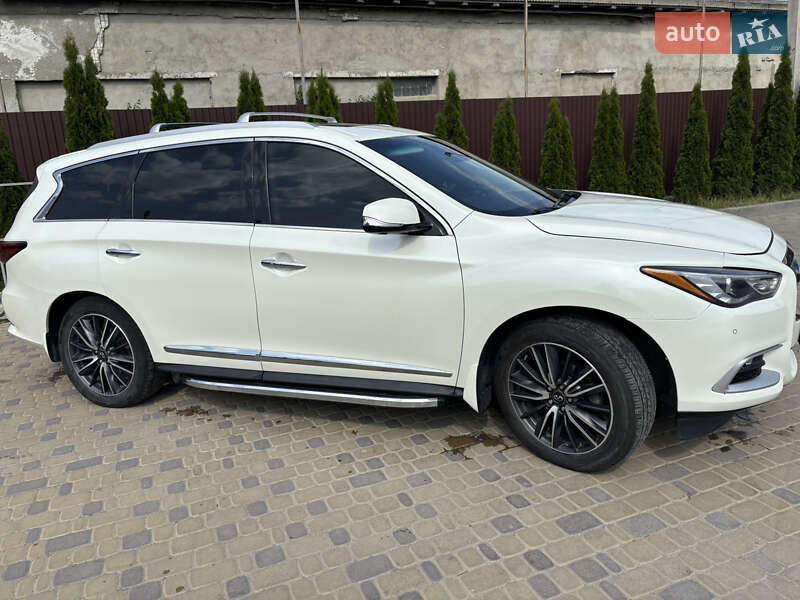 Внедорожник / Кроссовер Infiniti QX60 2017 в Тернополе