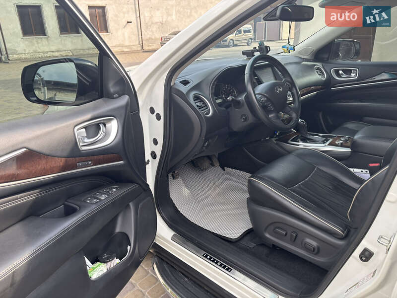 Внедорожник / Кроссовер Infiniti QX60 2017 в Тернополе