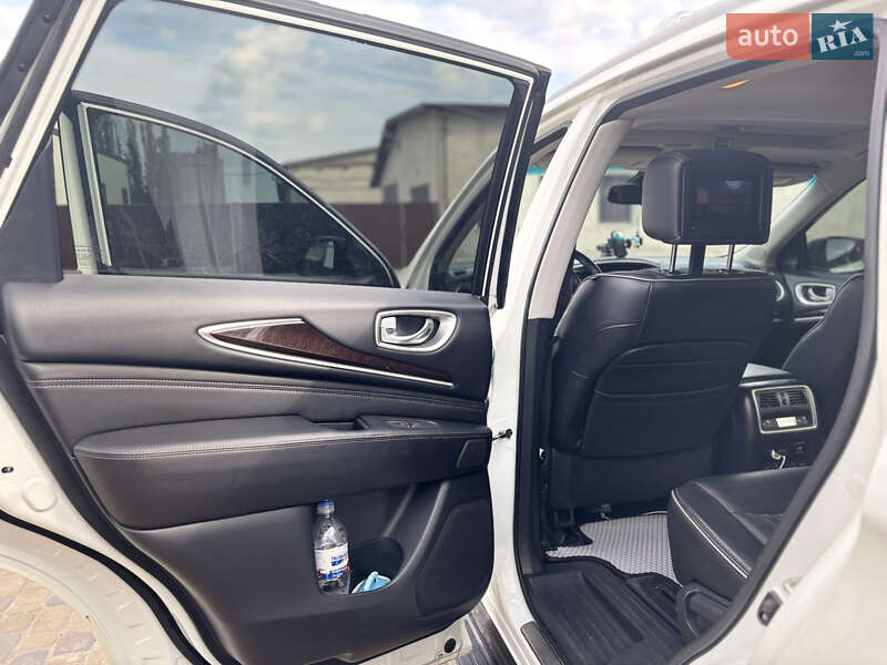 Внедорожник / Кроссовер Infiniti QX60 2017 в Тернополе