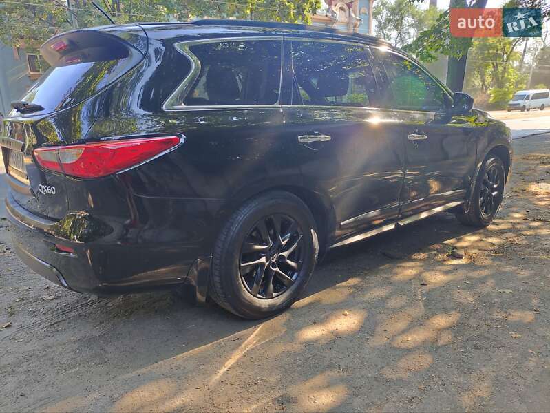 Внедорожник / Кроссовер Infiniti QX60 2015 в Днепре