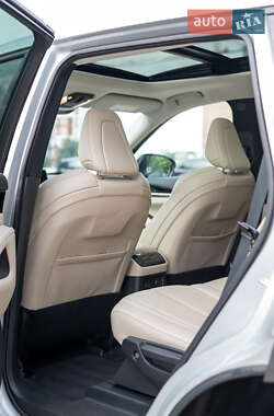 Внедорожник / Кроссовер Infiniti QX60 2023 в 