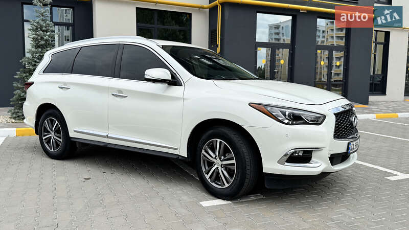 Позашляховик / Кросовер Infiniti QX60 2018 в Ірпені