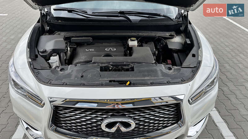 Позашляховик / Кросовер Infiniti QX60 2018 в Ірпені