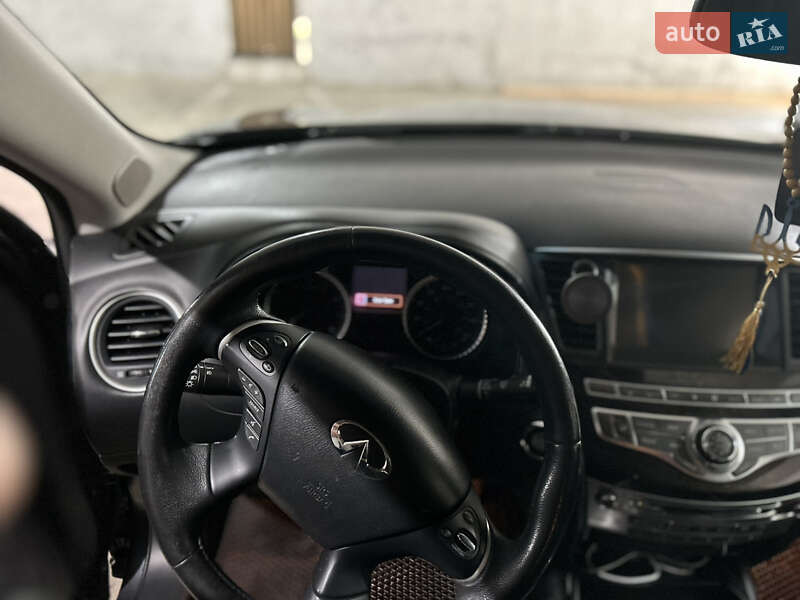 Внедорожник / Кроссовер Infiniti QX60 2014 в Черновцах