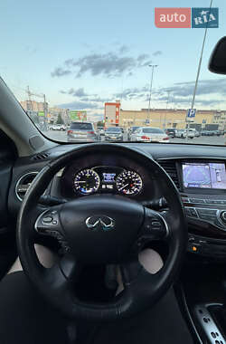 Внедорожник / Кроссовер Infiniti QX60 2013 в 