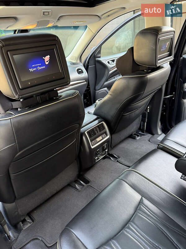 Внедорожник / Кроссовер Infiniti QX60 2017 в Полтаве