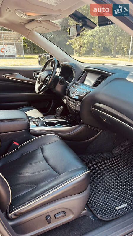 Внедорожник / Кроссовер Infiniti QX60 2017 в Чернигове