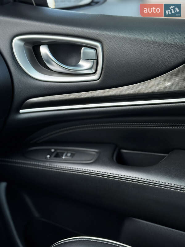 Внедорожник / Кроссовер Infiniti QX60 2016 в Одессе