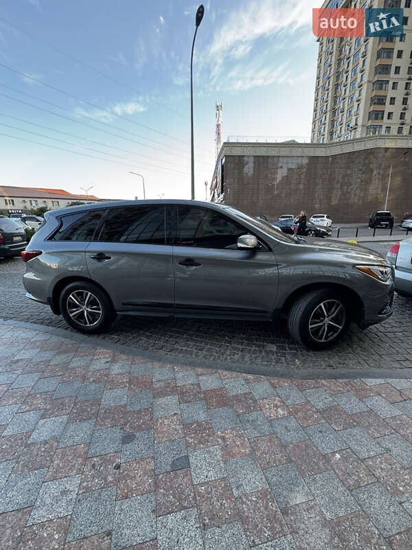 Внедорожник / Кроссовер Infiniti QX60 2016 в Одессе