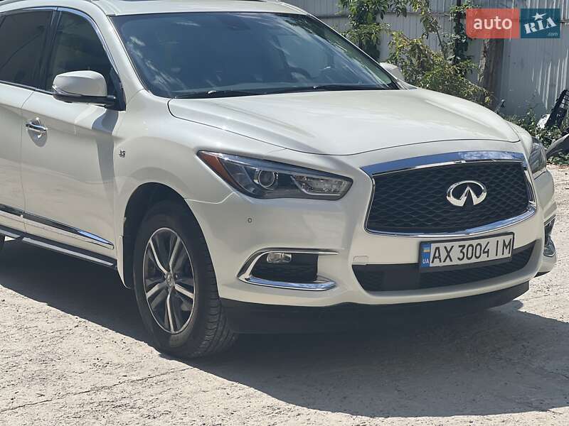 Внедорожник / Кроссовер Infiniti QX60 2017 в Харькове