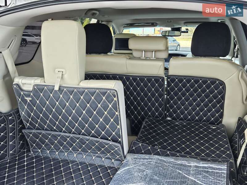 Позашляховик / Кросовер Infiniti QX60 2014 в Києві