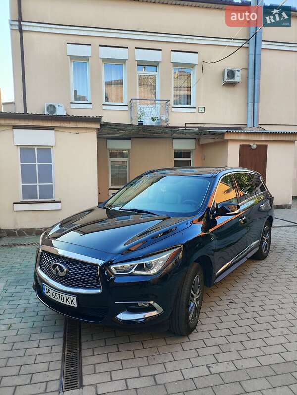 Внедорожник / Кроссовер Infiniti QX60 2018 в Днепре