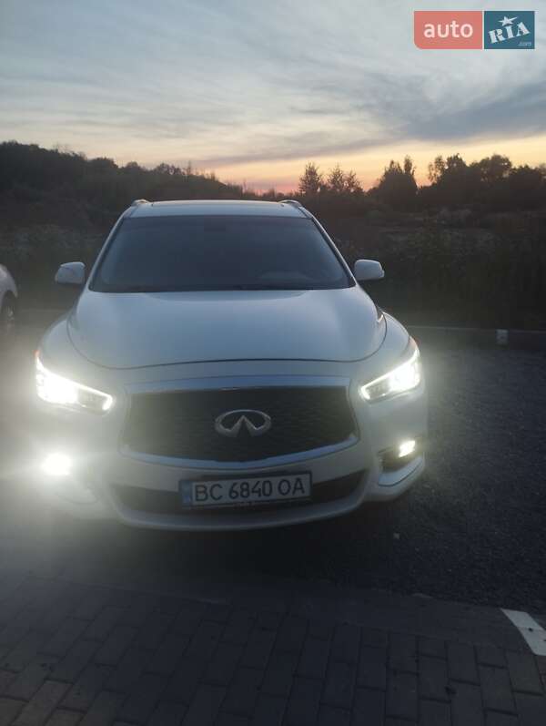 Внедорожник / Кроссовер Infiniti QX60 2016 в Львове