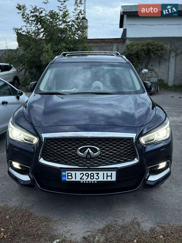 Внедорожник / Кроссовер Infiniti QX60 2017 в Полтаве