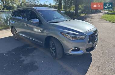 Внедорожник / Кроссовер Infiniti QX60 2016 в 