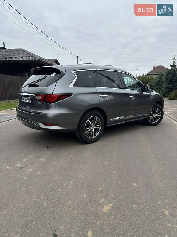 Внедорожник / Кроссовер Infiniti QX60 2017 в Киеве