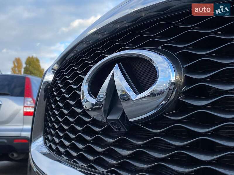 Внедорожник / Кроссовер Infiniti QX60 2017 в Киеве
