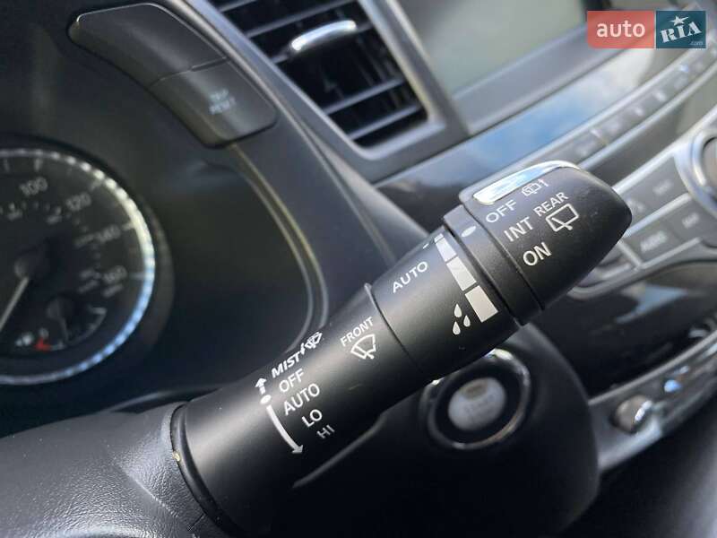 Внедорожник / Кроссовер Infiniti QX60 2017 в Киеве