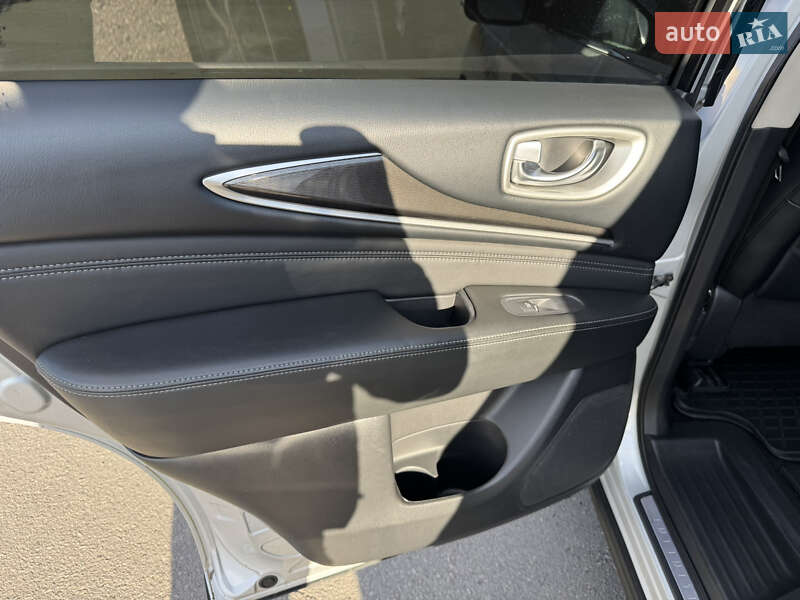 Позашляховик / Кросовер Infiniti QX60 2019 в Запоріжжі