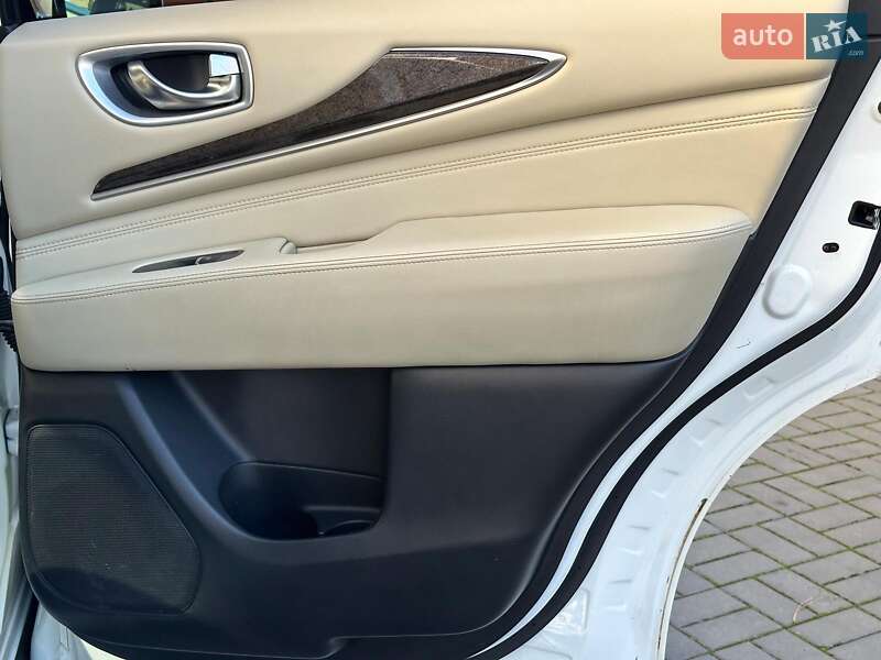 Внедорожник / Кроссовер Infiniti QX60 2015 в Одессе фото 18 Внедорожник / Кроссовер Infiniti QX60 2015 в Одессе