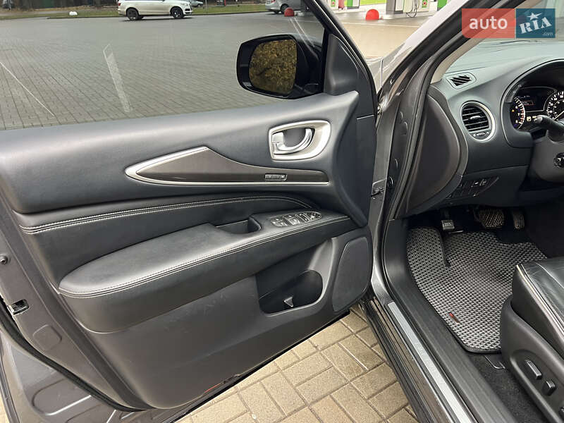 Внедорожник / Кроссовер Infiniti QX60 2017 в Житомире