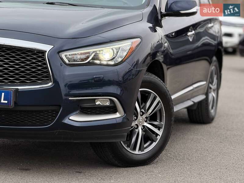 Внедорожник / Кроссовер Infiniti QX60 2018 в Кривом Роге фото 5 Внедорожник / Кроссовер Infiniti QX60 2018 в Кривом Роге